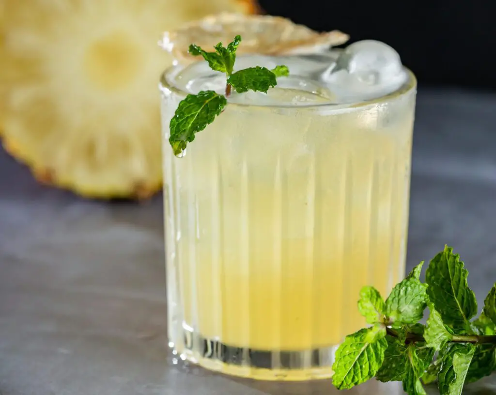 Pineapple Mint Magic juice