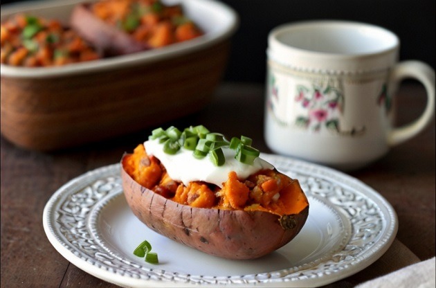 Breakfast Stuffed Sweet Potatoes